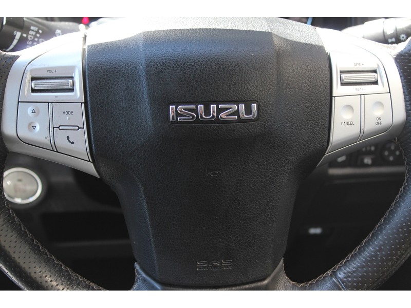 2020 Isuzu MU-X