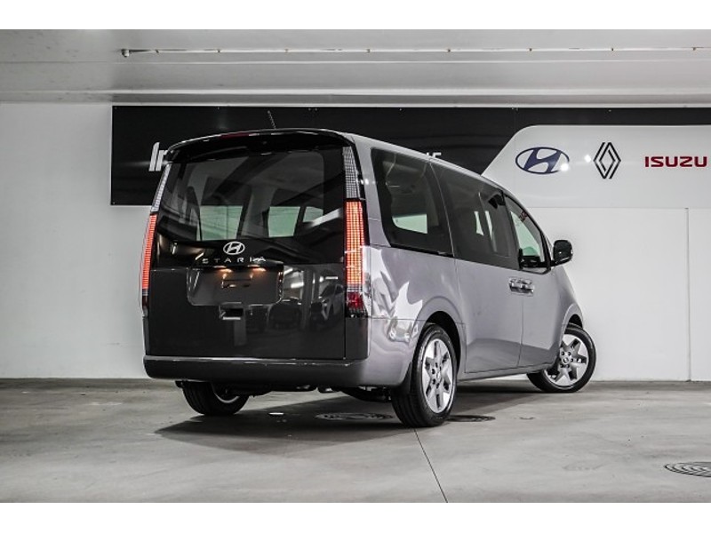 2025 Hyundai Staria