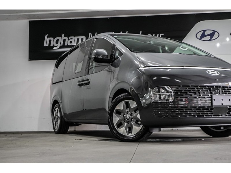 2025 Hyundai Staria