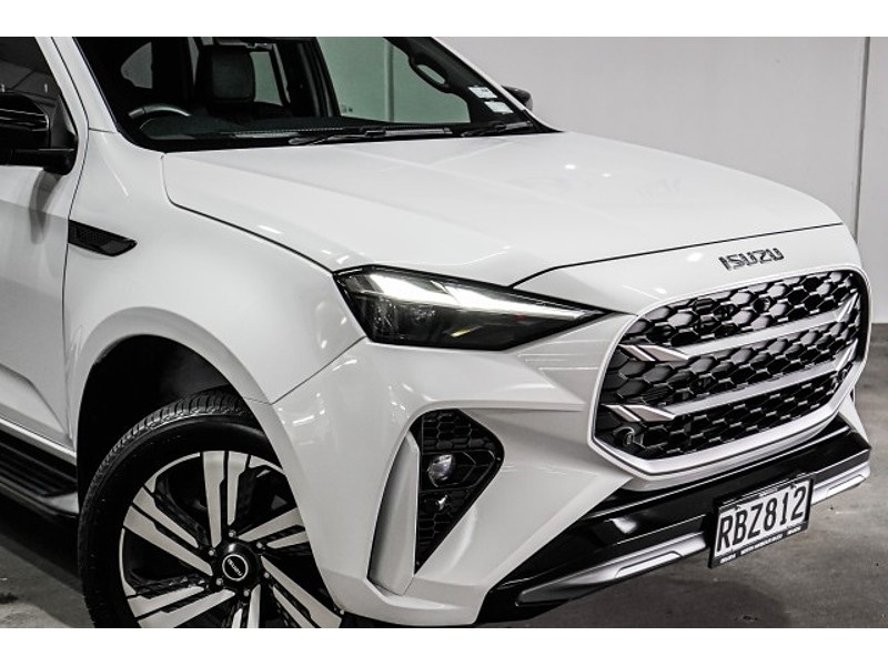 2025 Isuzu MU-X