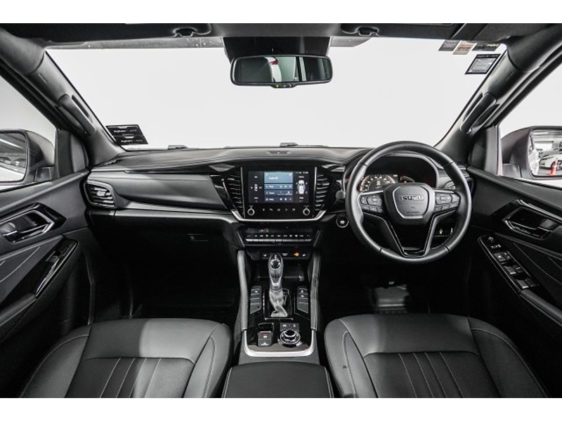2025 Isuzu MU-X