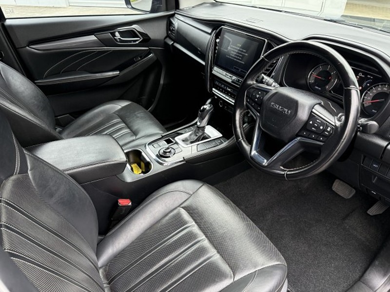 2022 Isuzu MU-X