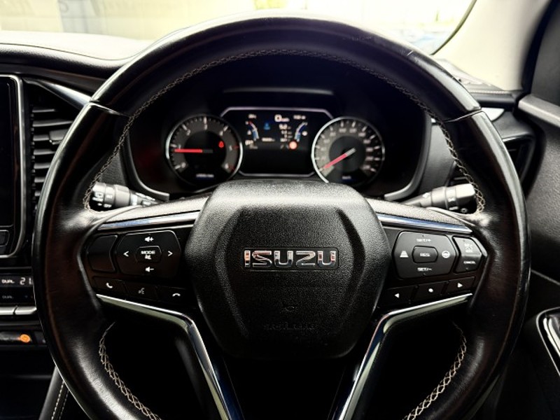 2022 Isuzu MU-X