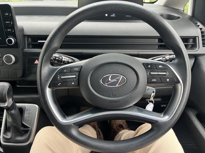 2022 Hyundai Staria
