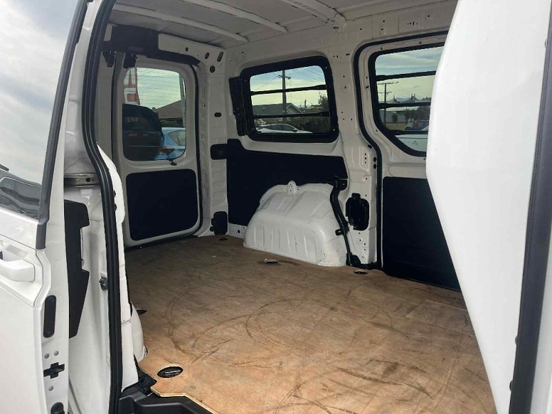 2023 Hyundai Staria Load