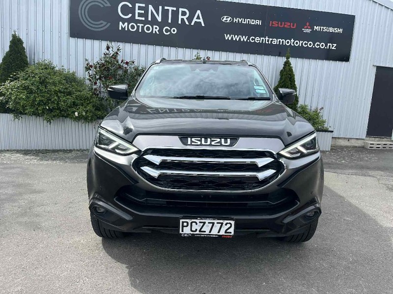 2022 Isuzu MU-X