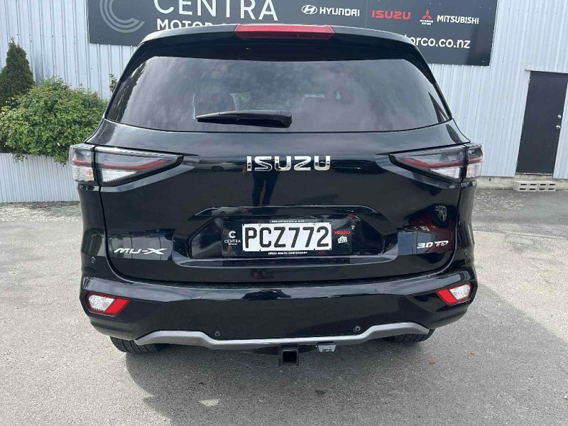 2022 Isuzu MU-X