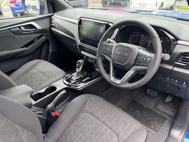 2025 Isuzu D-Max