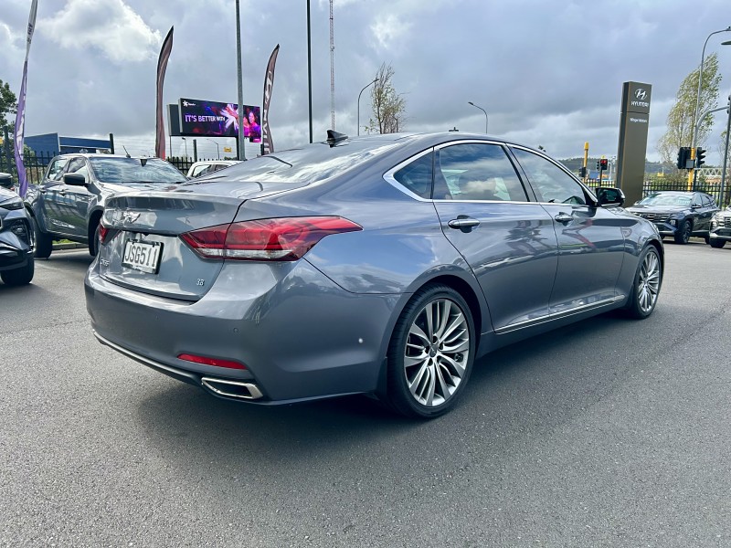 2016 Hyundai Genesis