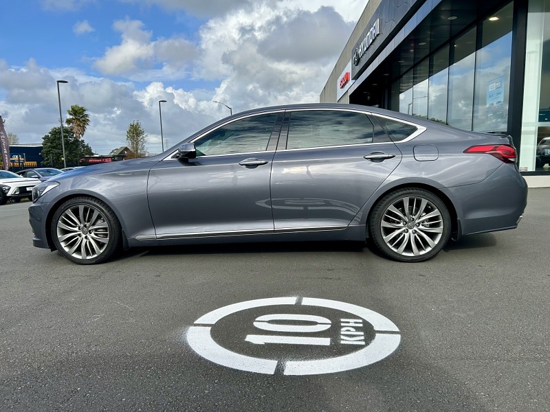2016 Hyundai Genesis