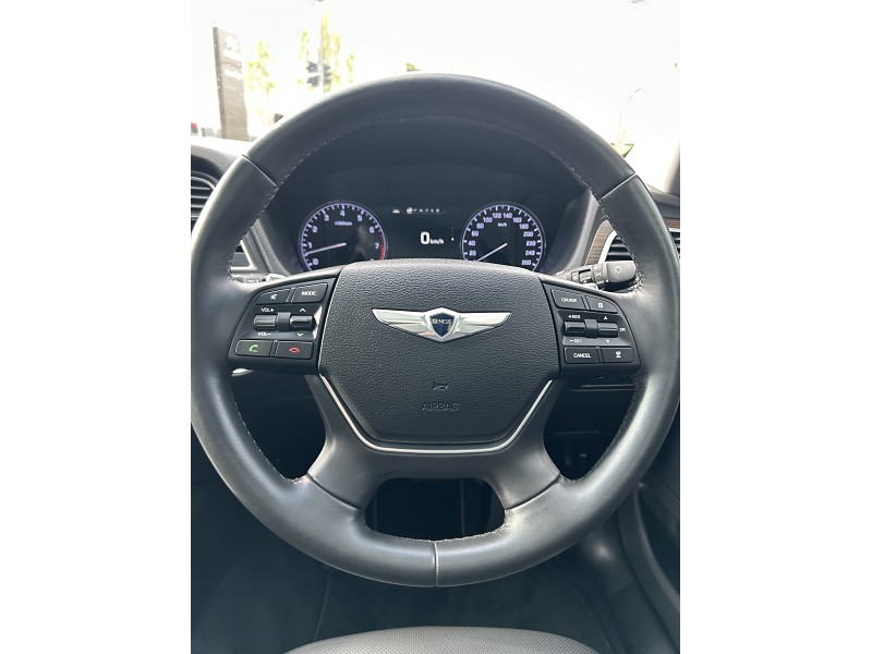 2016 Hyundai Genesis
