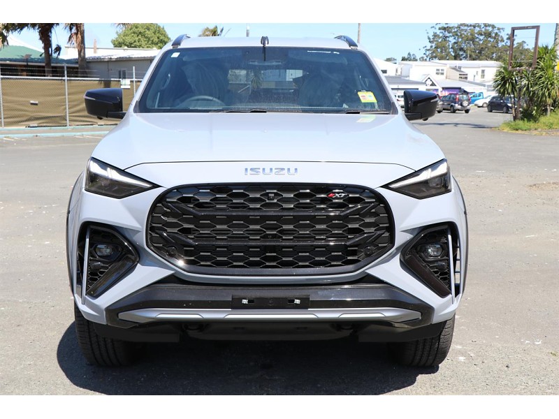 2025 Isuzu MU-X