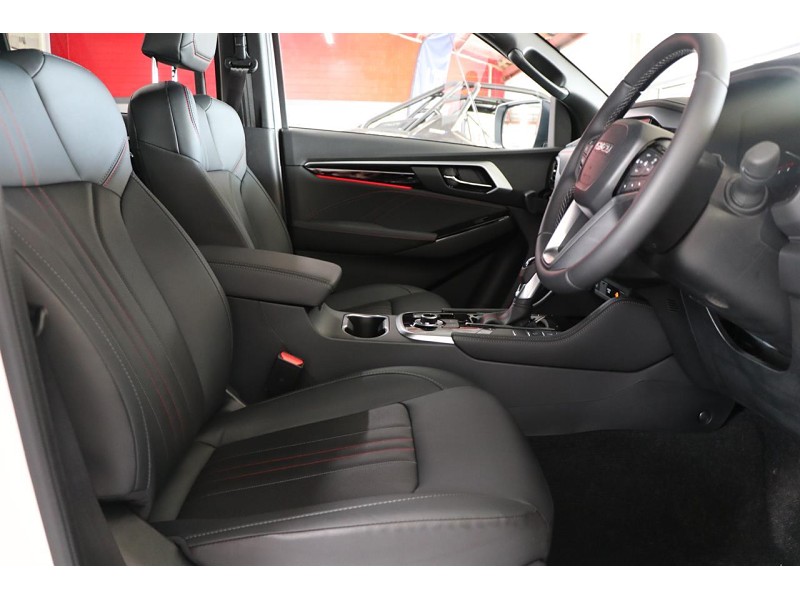 2025 Isuzu MU-X