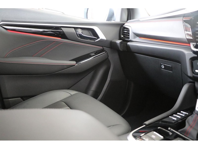 2025 Isuzu MU-X