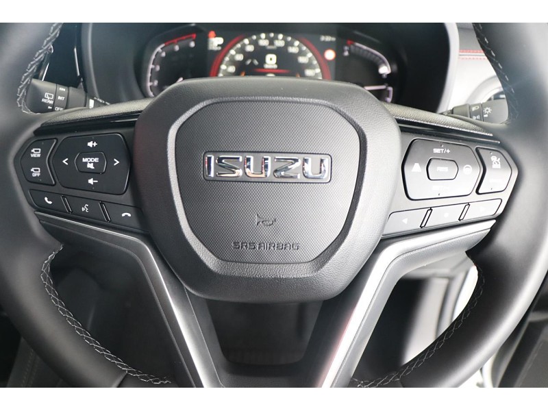 2025 Isuzu MU-X