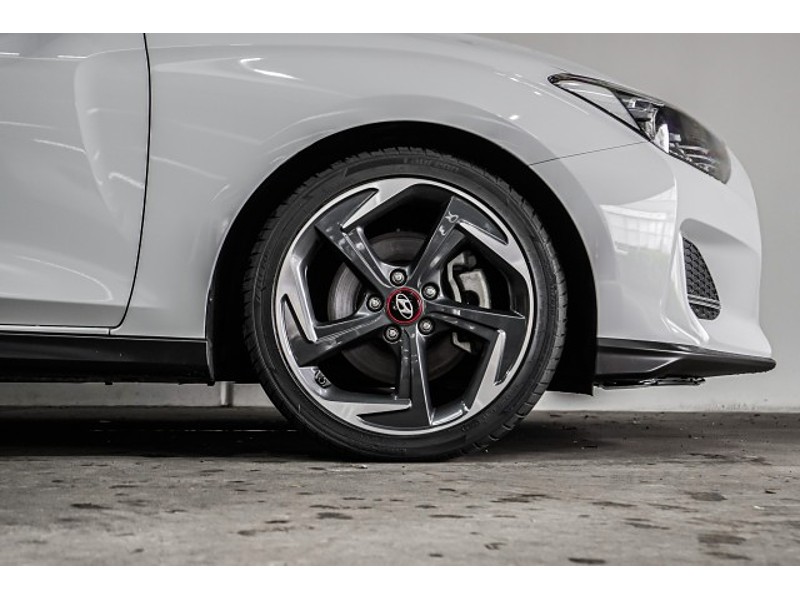 2019 Hyundai Veloster