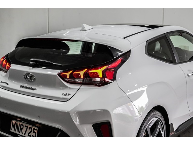 2019 Hyundai Veloster