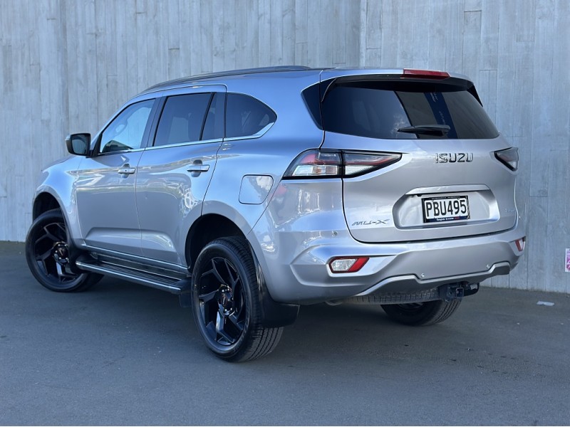 2022 Isuzu MU-X