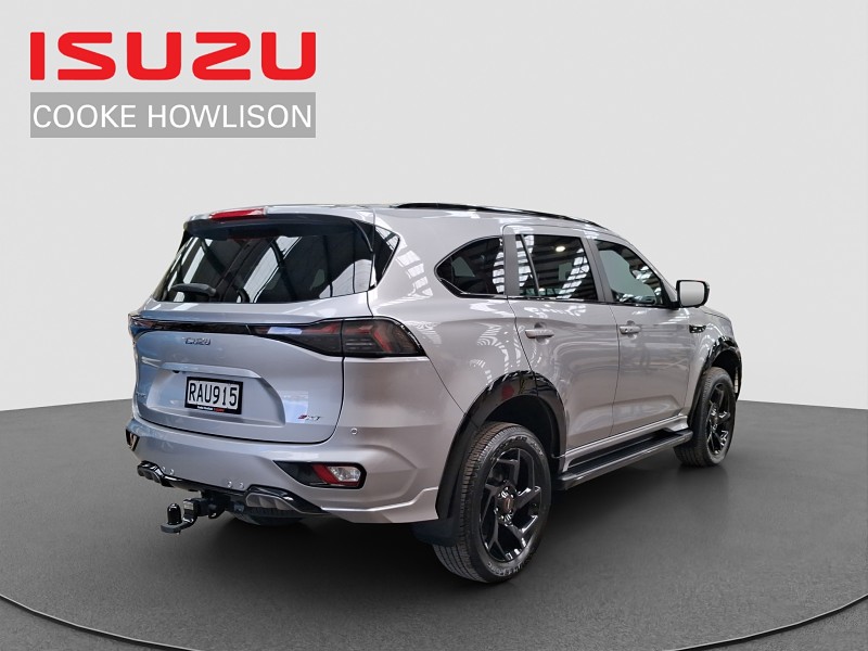 2025 Isuzu MU-X