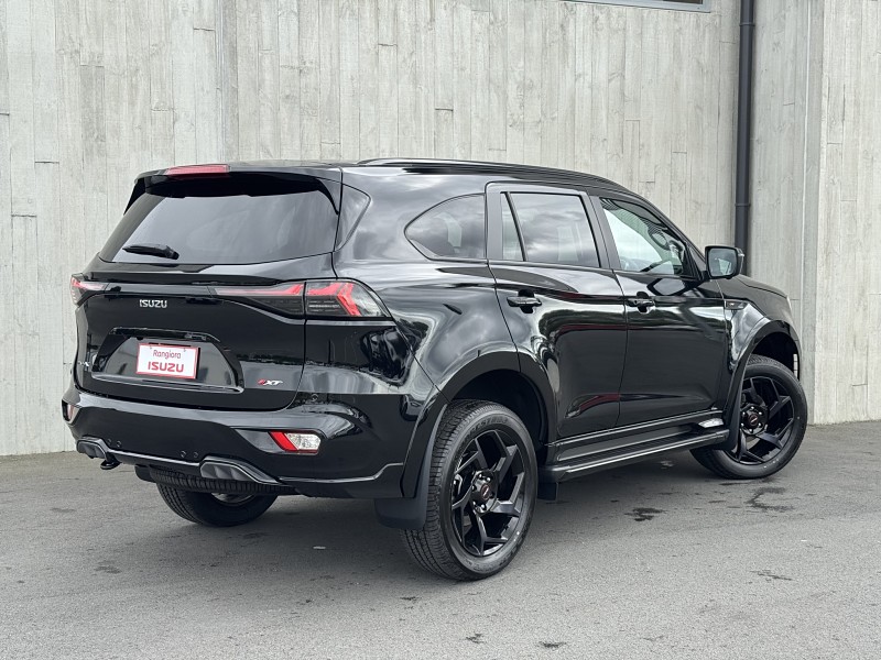 2025 Isuzu MU-X
