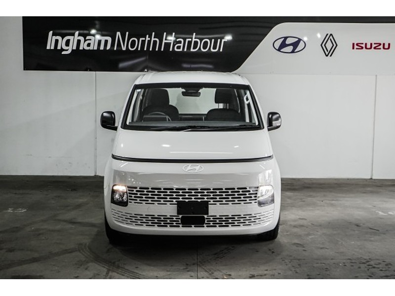 2025 Hyundai Staria Load