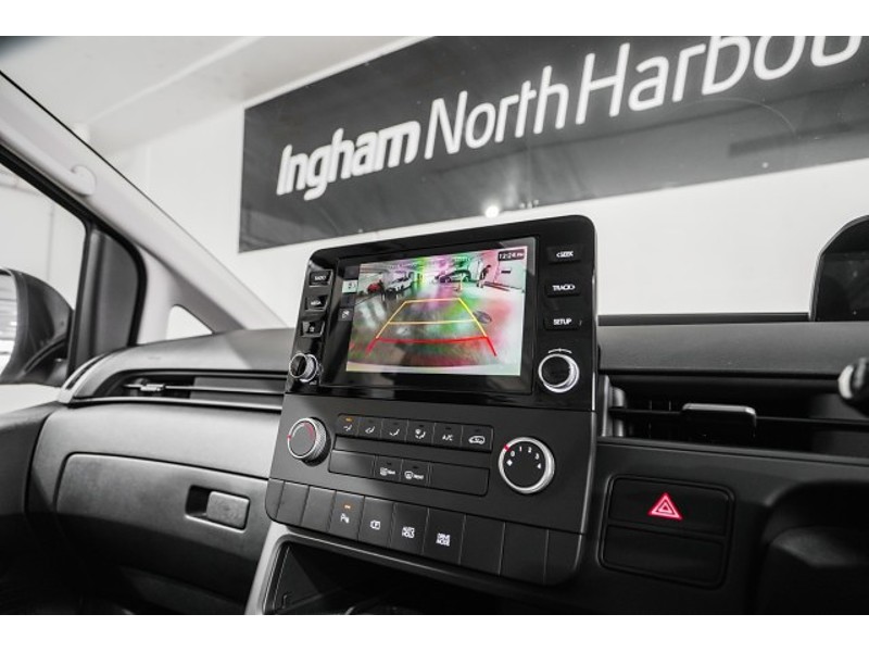 2026 Hyundai Staria Load