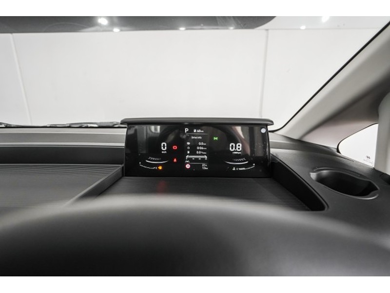 2026 Hyundai Staria Load