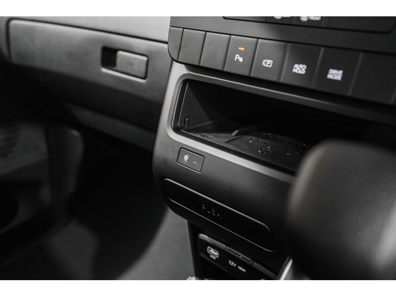 2026 Hyundai Staria Load