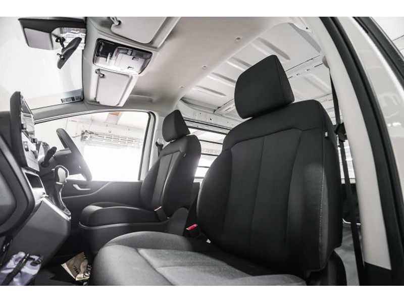 2026 Hyundai Staria Load