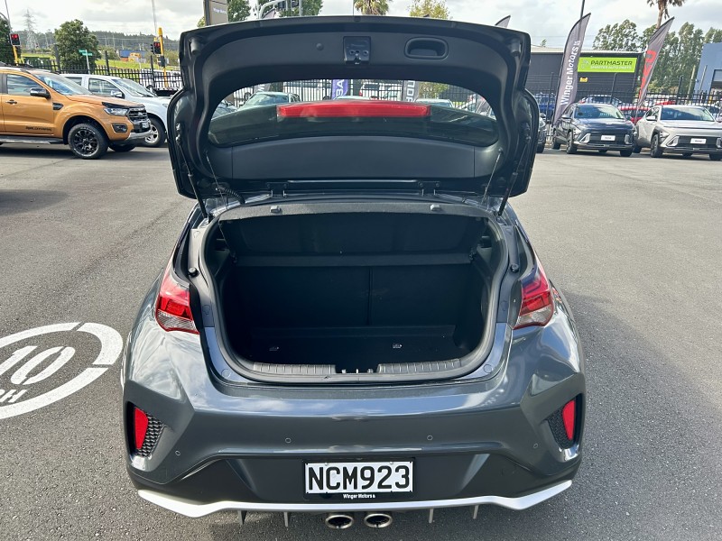 2020 Hyundai Veloster