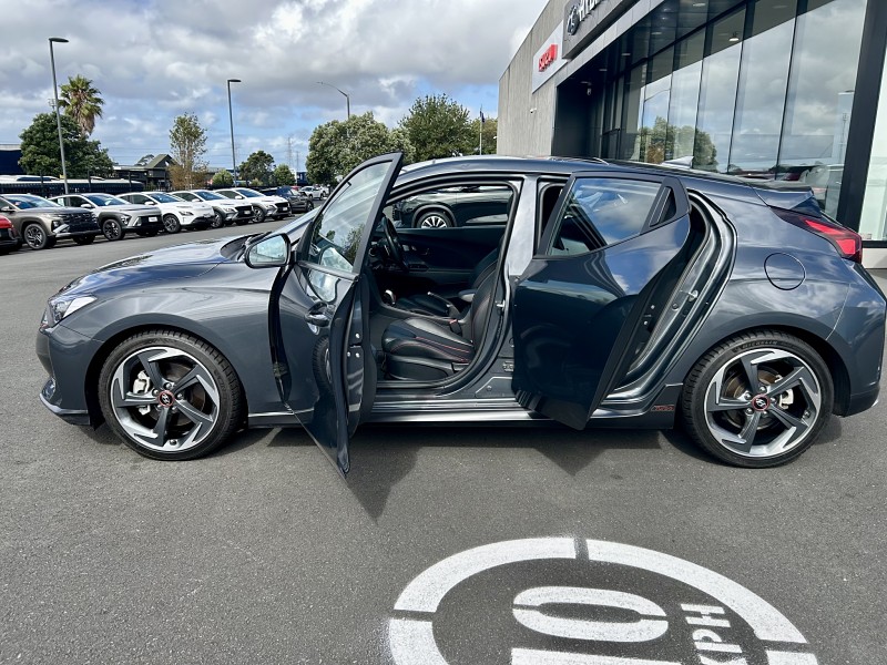 2020 Hyundai Veloster