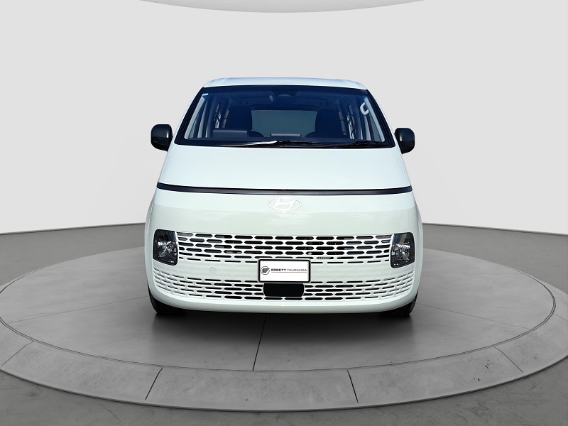 2026 Hyundai Staria