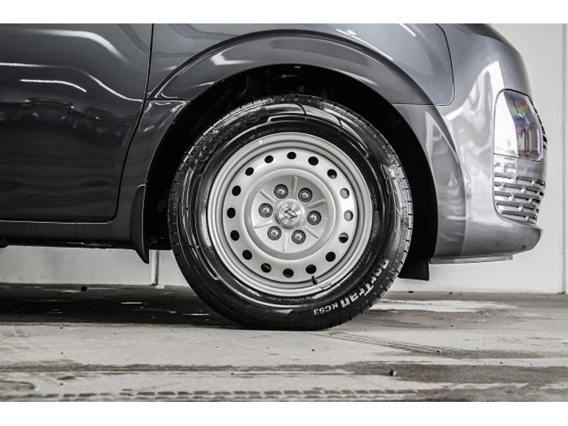 2025 Hyundai Staria Load