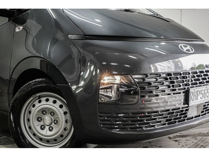 2025 Hyundai Staria Load