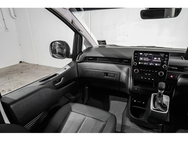2025 Hyundai Staria Load