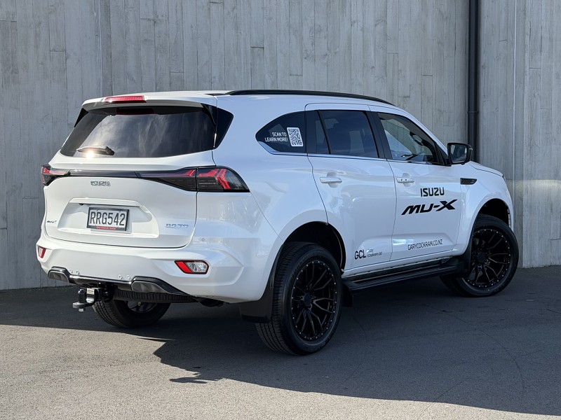 2026 Isuzu MU-X