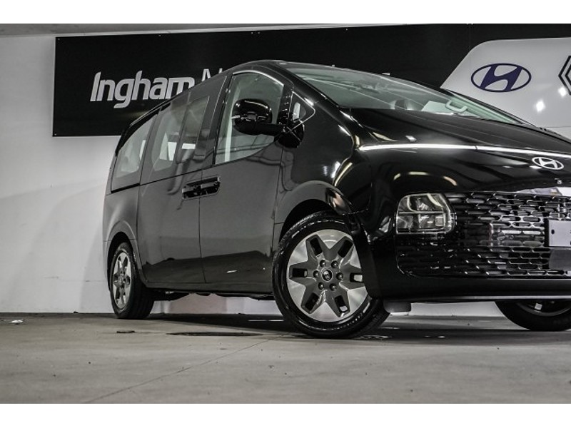 2026 Hyundai Staria