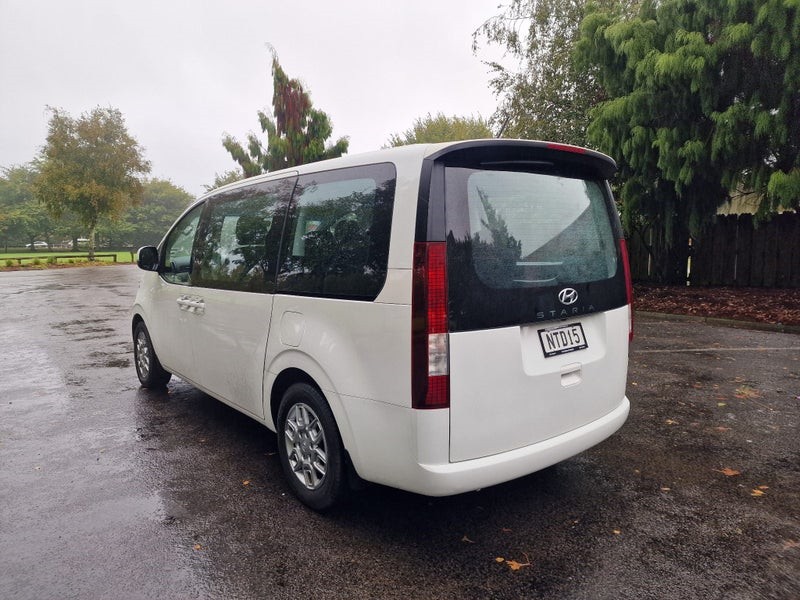 2021 Hyundai Staria