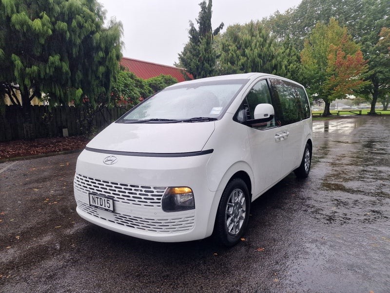 2021 Hyundai Staria