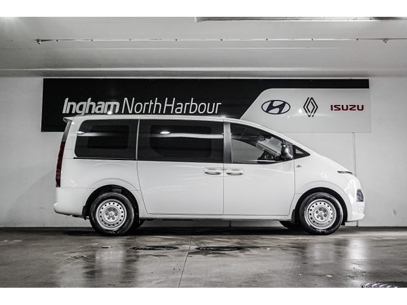 2024 Hyundai Staria Load