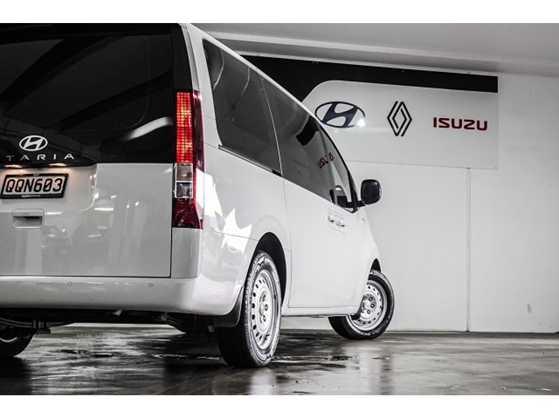 2024 Hyundai Staria Load