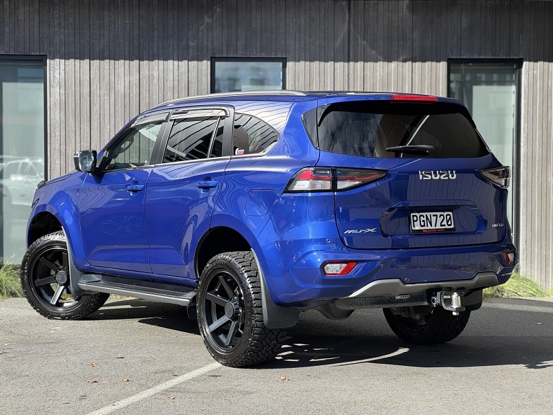 2022 Isuzu MU-X