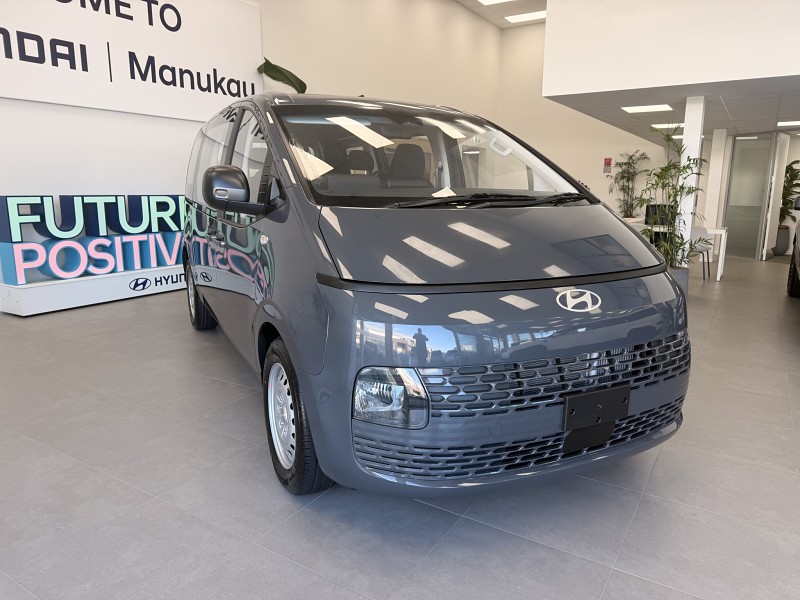 2026 Hyundai Staria Load