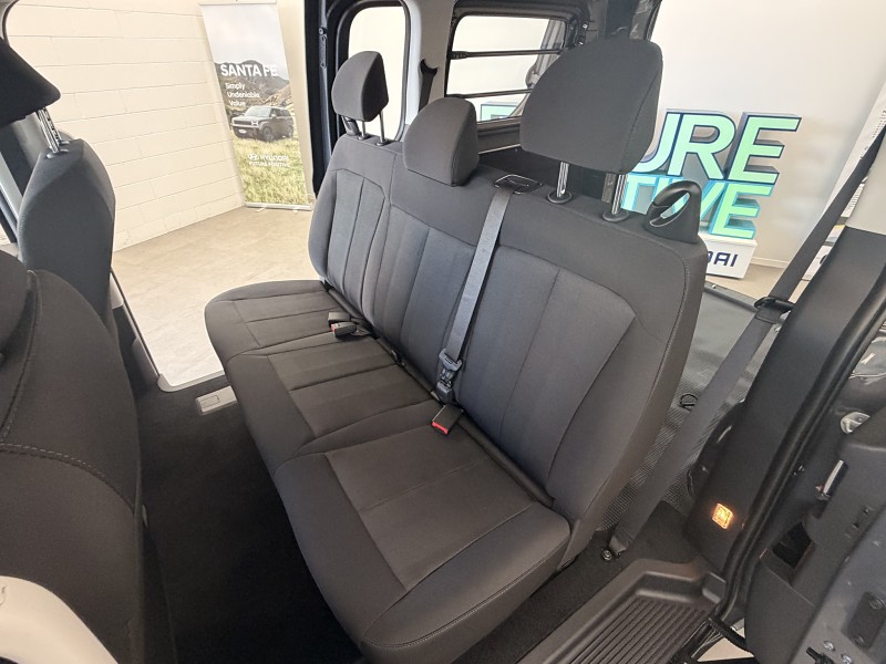 2026 Hyundai Staria Load