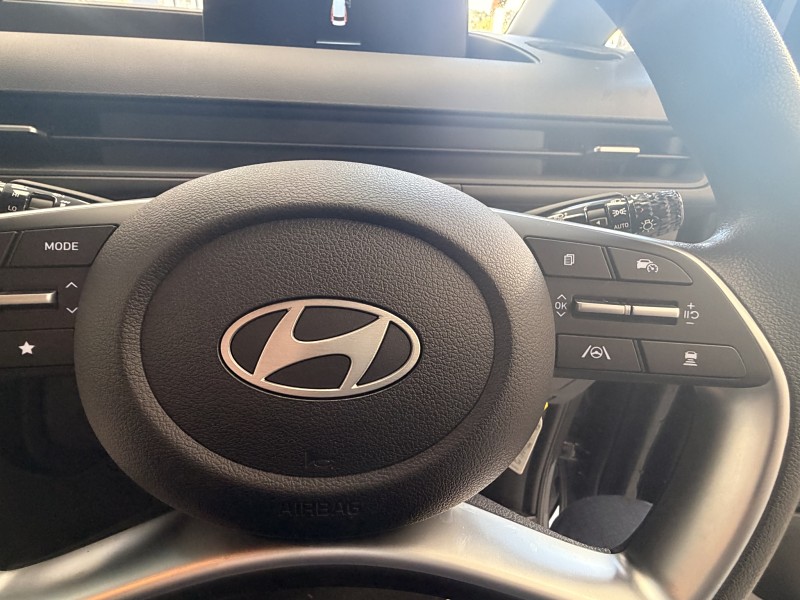 2026 Hyundai Staria Load