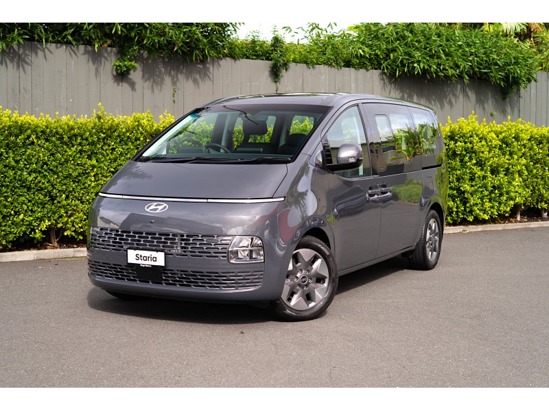 2026 Hyundai Staria