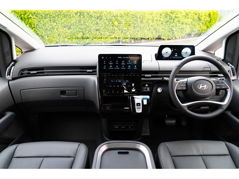 2026 Hyundai Staria