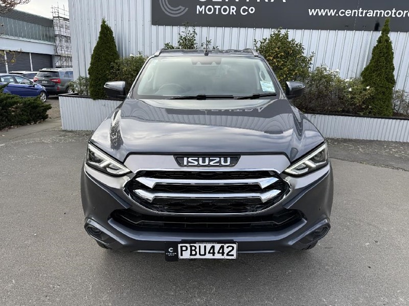 2022 Isuzu MU-X