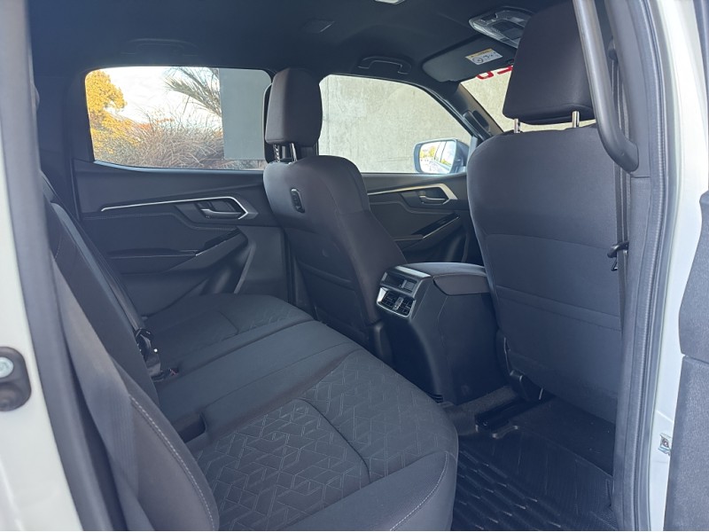 2025 Isuzu D-Max
