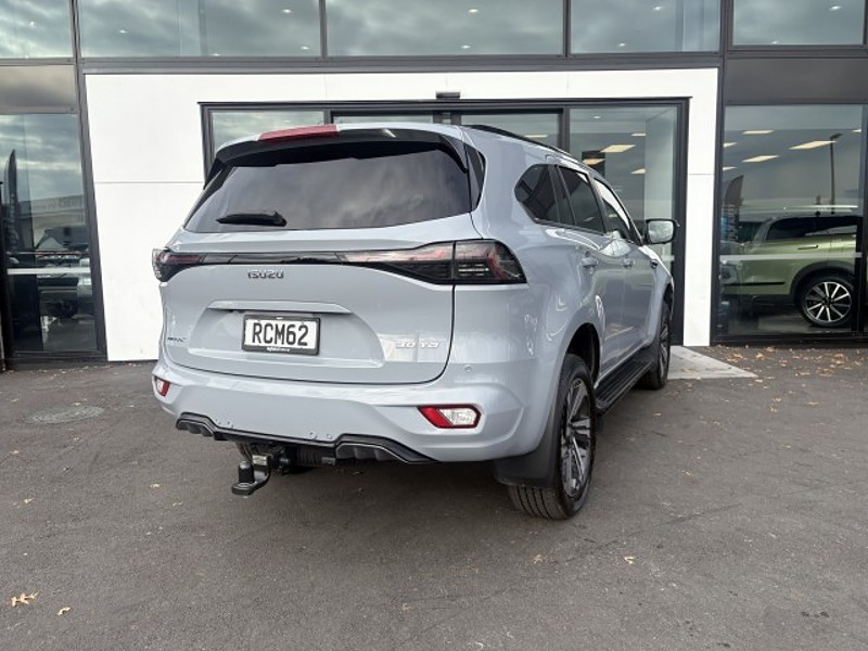 2025 Isuzu MU-X